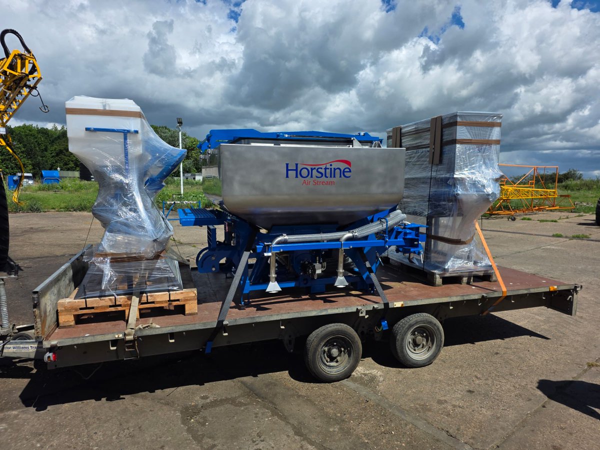 nexuschafer's tweet photo. Hoping for a busy day on stand 860 as we make our Nexus Chafer debut at @CerealsEvent! As well as Chafer sprayers, we're also here to talk about Horstine, so make your way to the sprayers arena and come and say hello!
#cereals2026 #cropspraying #cropsprayers #firstinthefield https://t.co/gMG6tpV8ob