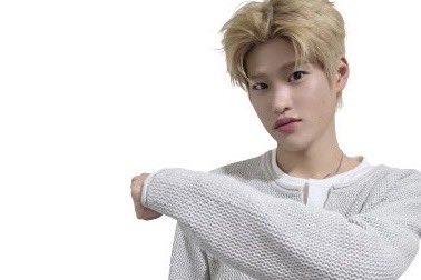 sohichaan's tweet photo. forget his silly poses, but this blondehee meals so freakin handsome 😮‍💨 https://t.co/Z7obNW5nRK