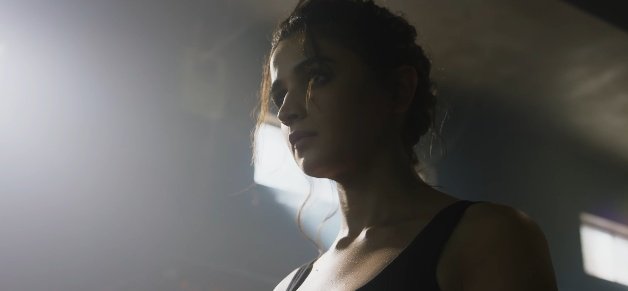 Amanprabhat9's tweet photo. YRF Alpha can beat Dhurandhar for sure 

18 Year old Alia going for a mission>
Wolf ke beti Wolf hoti hai Sir dilogue>
Special mark on arm before going on spy mission> 
The laugh between combat fight wearing Ram Rajya Baniyan > https://t.co/ZI5Qc7J5Qo