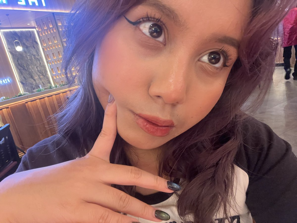 putudidntsleep's tweet photo. Tbh gw masih sama aja https://t.co/ijuPe2D9aS