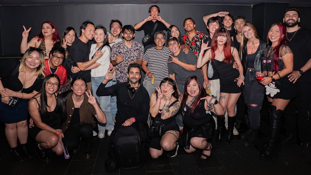AWPMixes's tweet photo. The music is nothing without the people 💙

Beyond grateful for the crew, the family, and the day-ones who packed out the room and brought the absolute best energy to Exchange LA this past weekend.

Playing a big stage is cool, but having this squad behind me is the real win. https://t.co/c0UNF48wSS