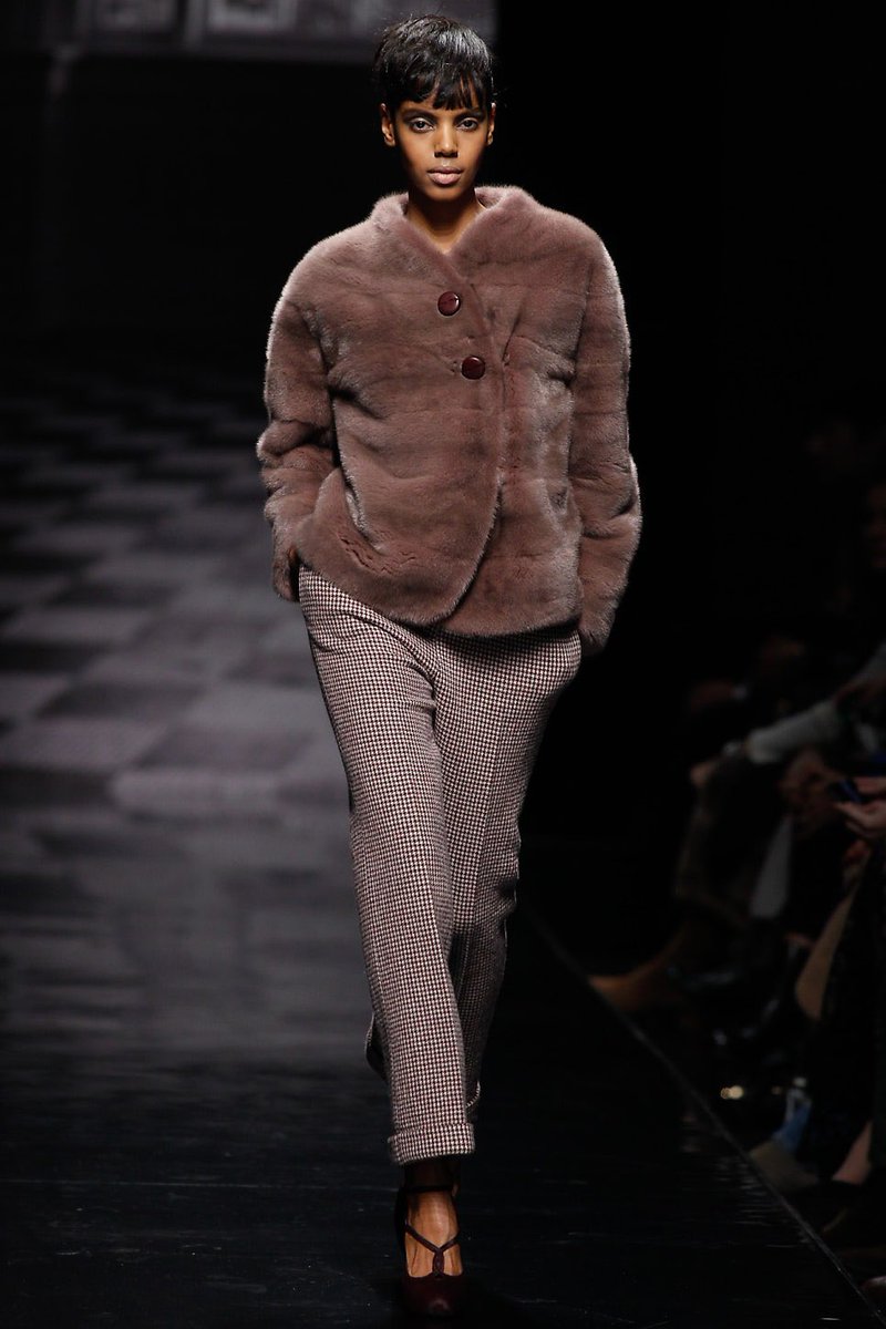 byMadeStudio's tweet photo. 🚨Ermanno Scervino fall 2013 https://t.co/g7HvIKBw6n