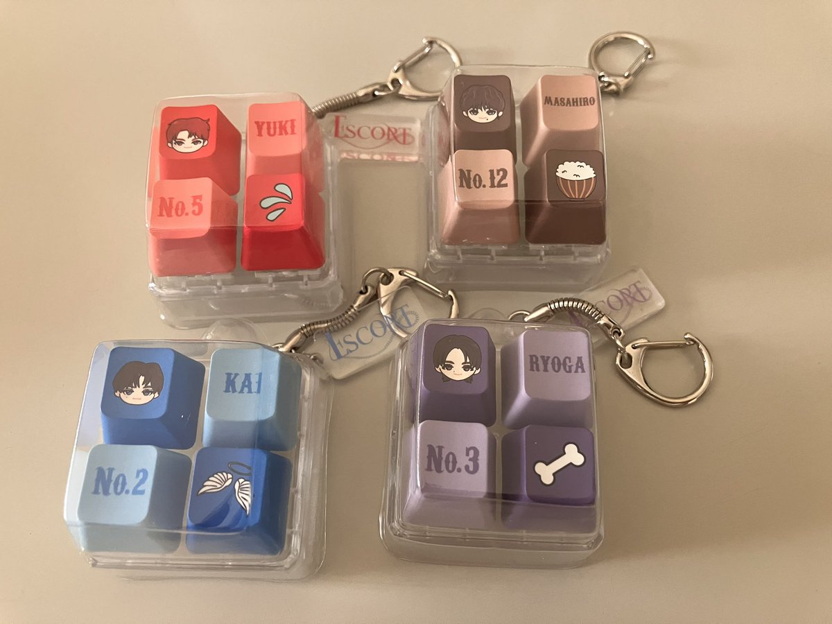 y__PiPi_'s tweet photo. 超特急 ESCORT グッズ 交換

【譲】  写真のもの

【求】 タクヤ

横アリにて手渡し可能な方優先

お気軽にお声掛けください🙇🏻‍♀️ https://t.co/DS5seGfzKZ