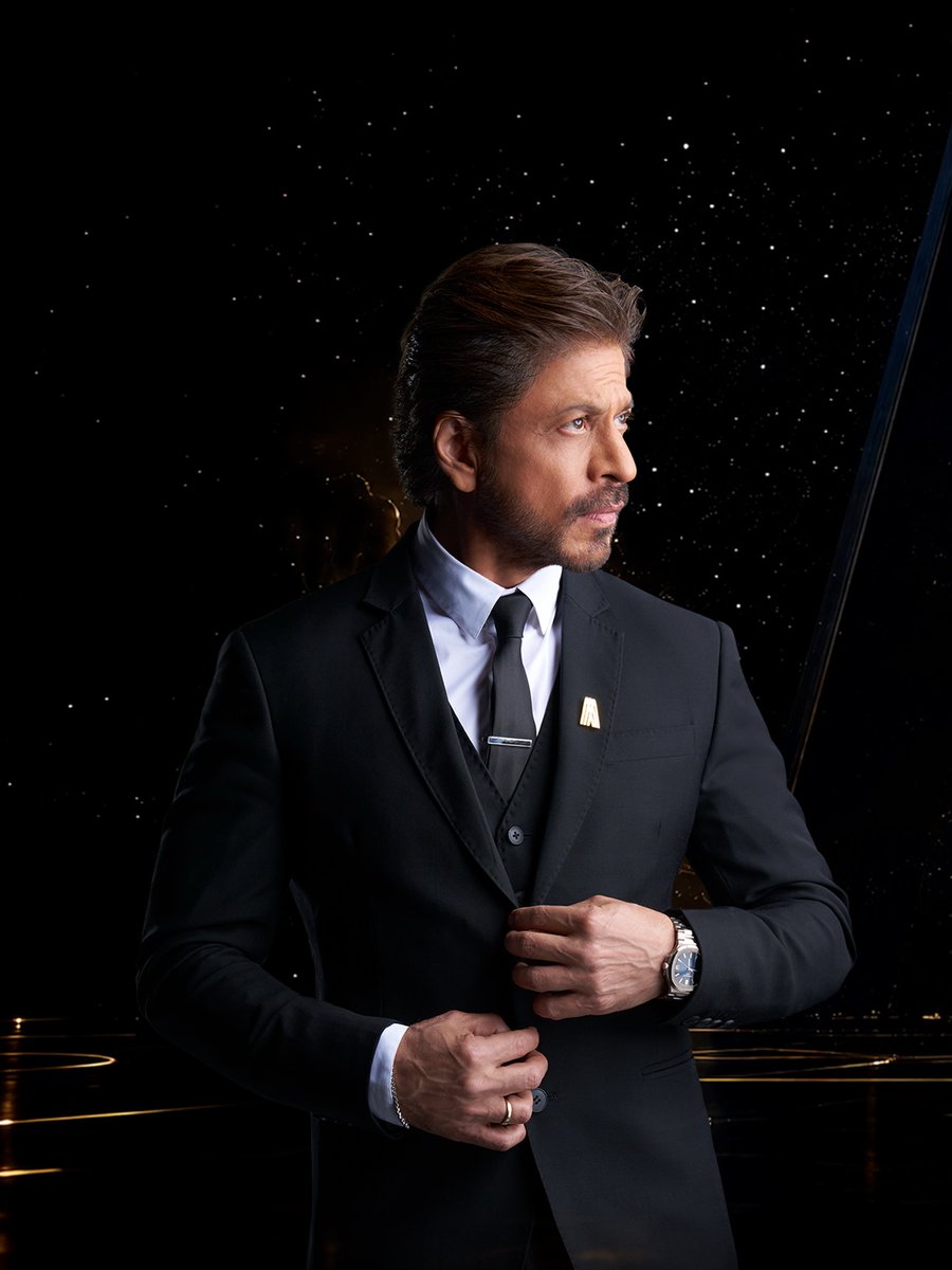 MonikaBeing's tweet photo. Happy Elan Day!
#ShahRukhKhan @iamsrk 
Today, We Celebrate the Vision, Excellence and People Who Continue to Shape the Journey of Elan.
Here’s to Every Milestone Achieved, Every Dream Pursued and Many More Landmarks Ahead.

Building Beyond Today. Together.

#ElanGroupDay https://t.co/gp1VyTG30t