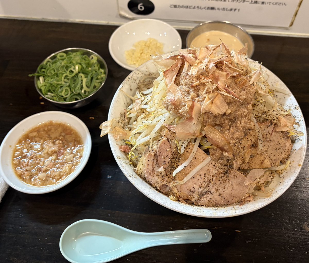 Lexn0917's tweet photo. これが好きだから
和えポン300g
ヤサイマシアブラマシマシカラメ少なめ
ガリマヨ、ネギトッピング
こーれガチでやばいです https://t.co/Q48ktn1OB0