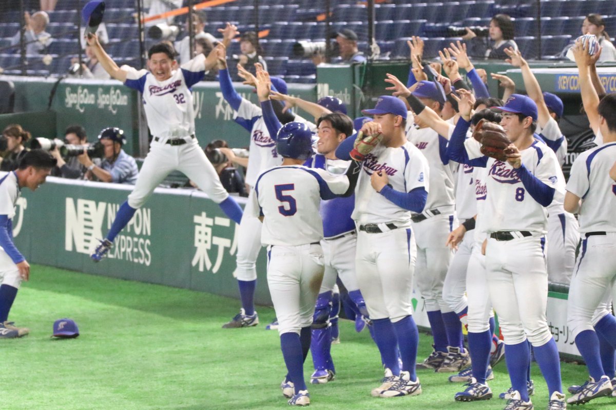 y_n_540's tweet photo. 北九州市立大野球部のみんな
本当にお疲れさま
ありがとう

全国の皆様に
北九州市立大野球部っていいな〜
と思ってもらえるような
らしさ全開の2試合だったと思う

次こそ全国２勝‼︎ https://t.co/bp371faGVy