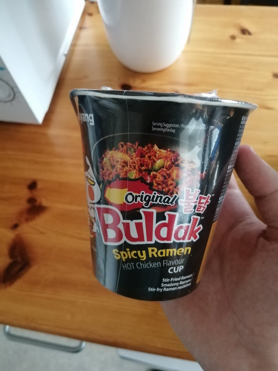 iitsMikeB's tweet photo. @Sareniia I wanna start chicken with you instead. Do your worst. https://t.co/WzwsXWEbex