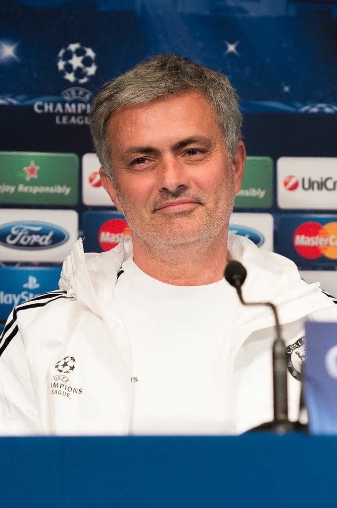 MadridUniversal's tweet photo. 🚨 JUST IN: José Mourinho's presentation at Real Madrid could be after the World Cup, at the end of July.

— @RadioMARCA https://t.co/l2tv9MSGYX