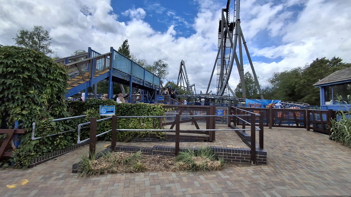 Resort_Explorer's tweet photo. Now done all 7 major coasters in under 3 hours, what a great day so far https://t.co/EyMnwa0py7