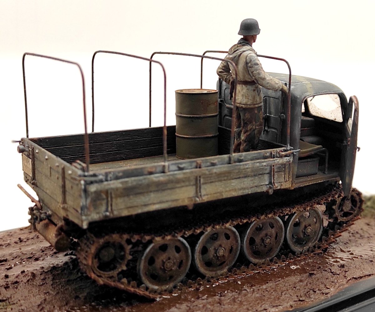 MiniArt_Models's tweet photo. Used #MiniArt Kit:
35478 RAUPENSCHLEPPER OST RSO/01. EARLY PROD
Author: José Manuel Moral https://t.co/LSfIhA4jib