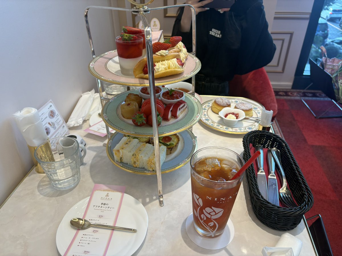 yuzu___camera's tweet photo. 久々にデートできた🍰
時間があっという間だった🥺
すぐ会おうね🩷🖤 https://t.co/HxgYywyVYB