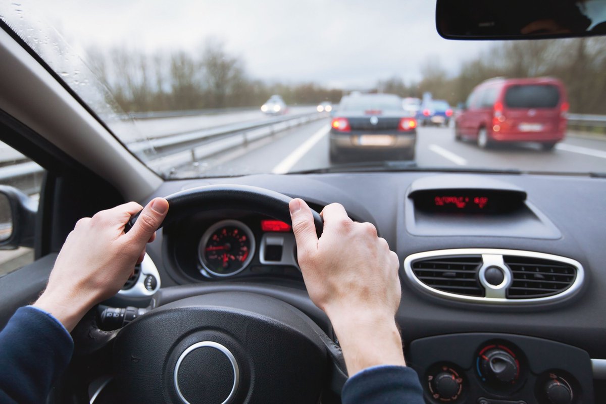 KEMIworkerscomp's tweet photo. Work Safe Wednesday Safety Tip: June is National Safety Month. This week, the National Council on Safety (NCS) highlights Staying Safe on the Roads. Find FREE Driving Safety Resources: Bad Weather Driving, Cargo Security, Fighting Driver Fatigue, + more! https://t.co/lyY8G6JRym https://t.co/90CLC22APx