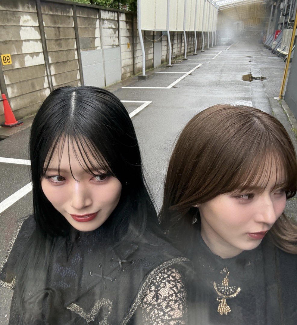 yrrqfn's tweet photo. ほまにありがと
お姉さんズの間が美羽さんでよかったよ https://t.co/Uo0zo4KPvw