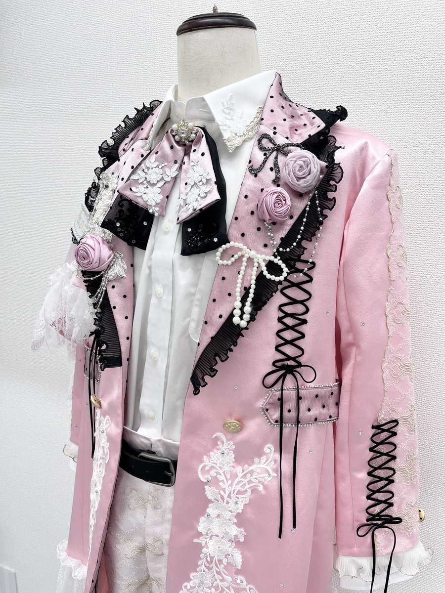annaaile1's tweet photo. 舞々悪魔　コレコレさん衣装担当いたしました🪡🎀 https://t.co/H6UrdAZ8hw
