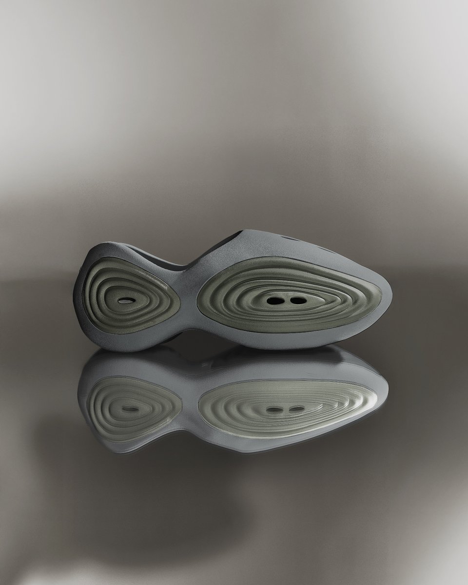FOOTDISTRICT's tweet photo. Crocs Ripple Clog. Ripple is Here
Time for you to make your own waves. https://t.co/q7rRNW7gjF