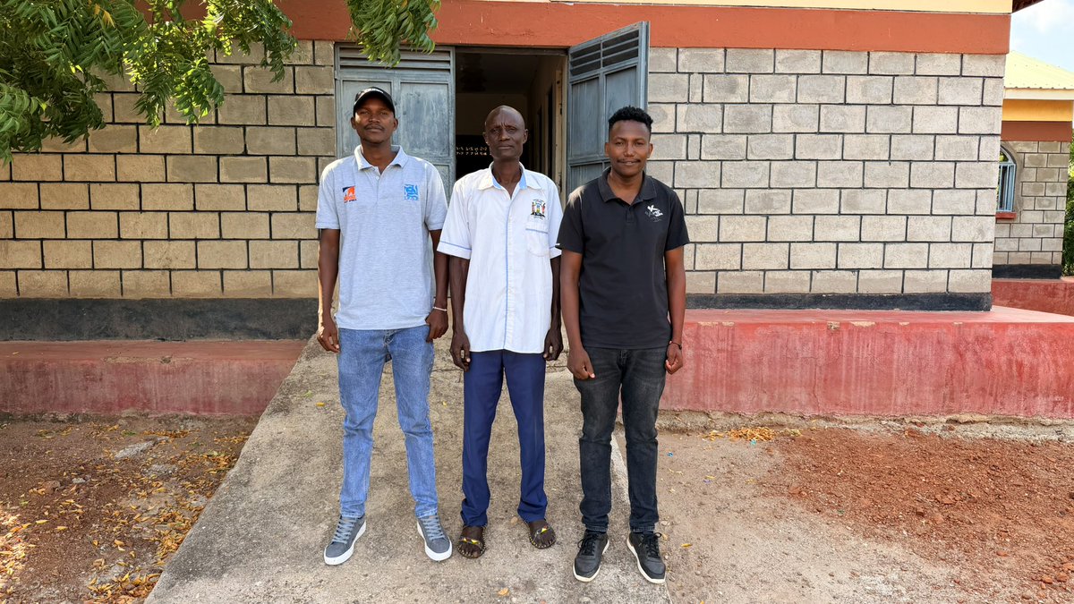 ipdr_kenya's tweet photo. Yesterday, we paid a courtesy visit to Lokitaung Village Administrator, Mr. Emmanuel Lojau, to launch the #DonkeyDigitalHub in Kokuro. The hub will empower communities with digital tools and information to support donkey welfare and sustainable livelihoods.
@TheBrookeEA 
#IPDR https://t.co/DZQRZtU5cd