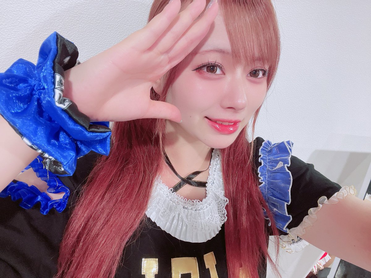 narumin_pdns's tweet photo. 💙ライブ情報💙

【6/14(日)】

📍GOTANDA G2
🎤13:05〜13:25
🦋ポイント1P
⭐️2回し特典⭐️
ポイント1Pトーク10秒券
🎫https://t.co/GNE4QTaYAO
📹ツイキャス￥1,950
https://t.co/yYRfItLzjs

タイテでました〜💭 https://t.co/eFGpiHxeZ2