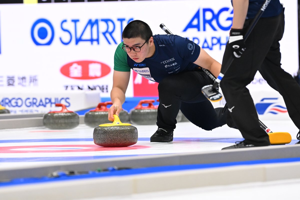 jcc_yokohama's tweet photo. 🥌日本カーリング選手権大会 横浜2026⚓️

競技10｜男子結果
LOCOSOLARE 11-2 チーム京藤
チーム野口 6-9 SC軽井沢クラブJr.
KiT CURLING CLUB 12-1 チーム佐藤
SC軽井沢クラブ 9-6 札幌国際大学

📸 ©︎JCA/H.IDE
#jcc2026 #curling #カーリング https://t.co/T1swkMGra5