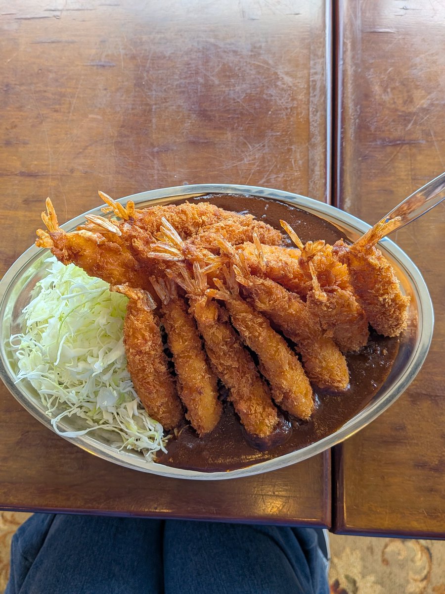 biyonsuu's tweet photo. 🍛恋路アルバカレー
エビフライがなんと16本ものったヤバすぎる大迫力カレー！さらに驚きの「秘密のトッピング」もあったんだよ！

​🥩レストラン大樹
高級な能登牛がプライス破壊の最強コスパに大興奮🐃✨本物の味にとろけた~❤真心たっぷりです

能登の魅力爆発‼️みんなも絶対行ってみてね！ https://t.co/CyyvyvJWfb
