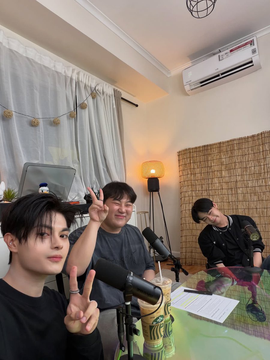 TeamThadOFC's tweet photo. [🐻‍❄️] #Thad_Hello

20260610 | THAD INSTAGRAM UPDATE

🔗: https://t.co/kexpdamFbf

#NEWID_THAD #New_ID @official_newID https://t.co/URi2jzIGss