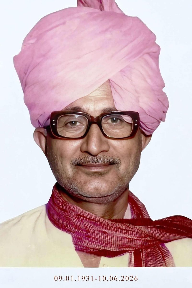 DRGEDAR's tweet photo. राजस्थान सरकार में पूर्व राज्यमंत्री श्री पुखराज पाराशर जी के पूज्य पिताजी स्वर्गीय श्री छोगालाल जी पाराशर के निधन का समाचार अत्यंत दुःखद है।

ईश्वर दिवंगत आत्मा को अपने श्रीचरणों में स्थान दें तथा शोकाकुल पाराशर परिवार को इस दुःख को सहन करने की शक्ति प्रदान करें।

ॐ शांति। https://t.co/ply0IRM9kT
