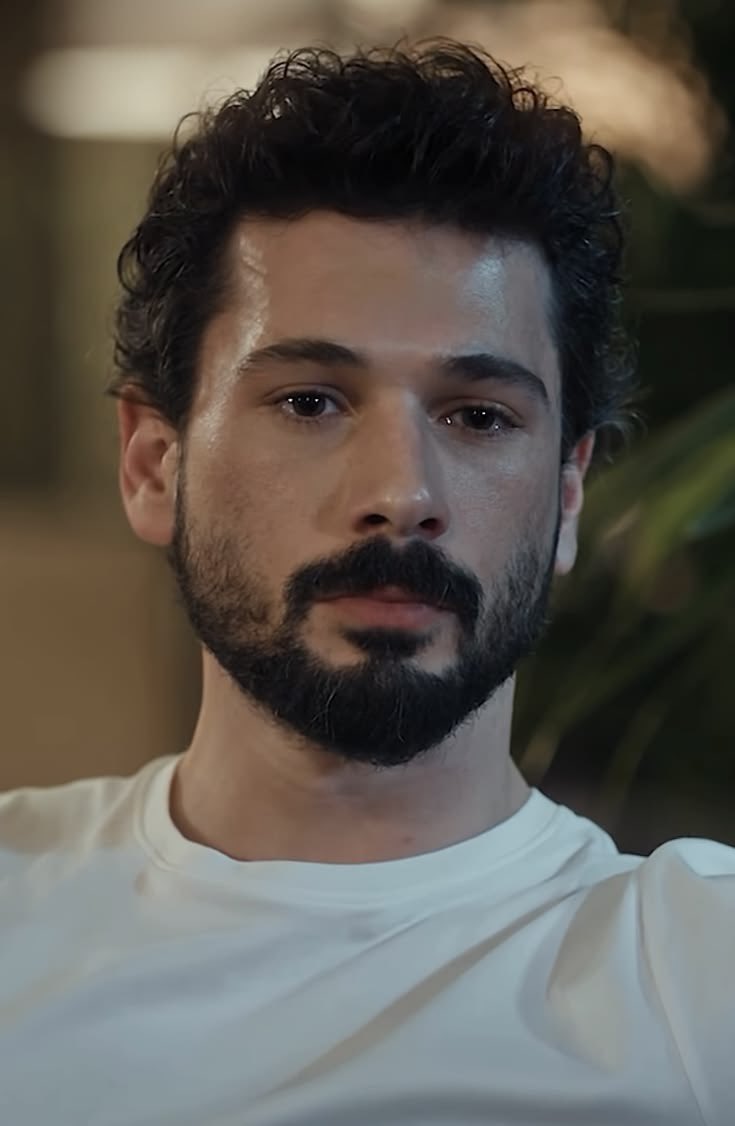 DCA_RULES_ONLY's tweet photo. Haydar Ali Aslan 🦁🔥🔥🔥

#DenizCanAktaş #Yeraltı https://t.co/xKoRRkEEM8