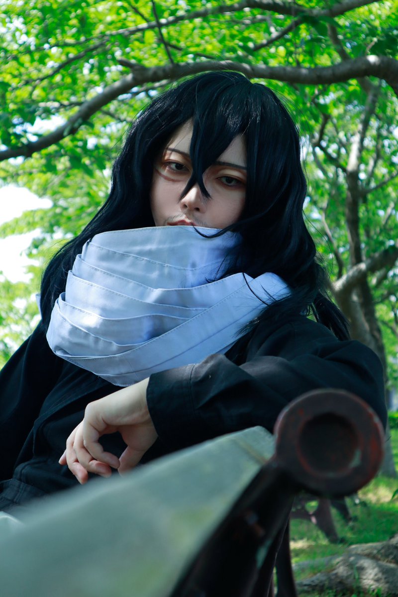 girishii's tweet photo. 【コスプレ/cosplay】
MHA 相i澤i消i太👀
目線の先には恐らく猫
※撮影地許可済 https://t.co/HrFjnUUO9i