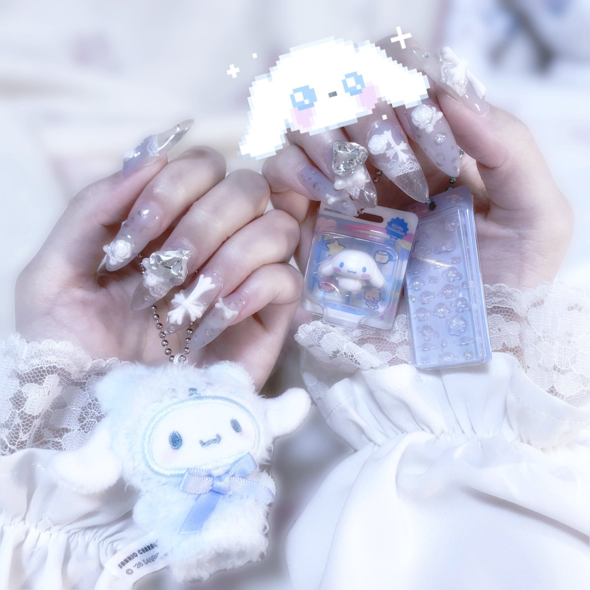 roll_ruun's tweet photo. 最近のガチャガチャ可愛すぎでは(ᐡ ̥_  ̫ _ ̥ᐡ)
ついでにNEWネイルもみて！ https://t.co/54Hbs22KM6