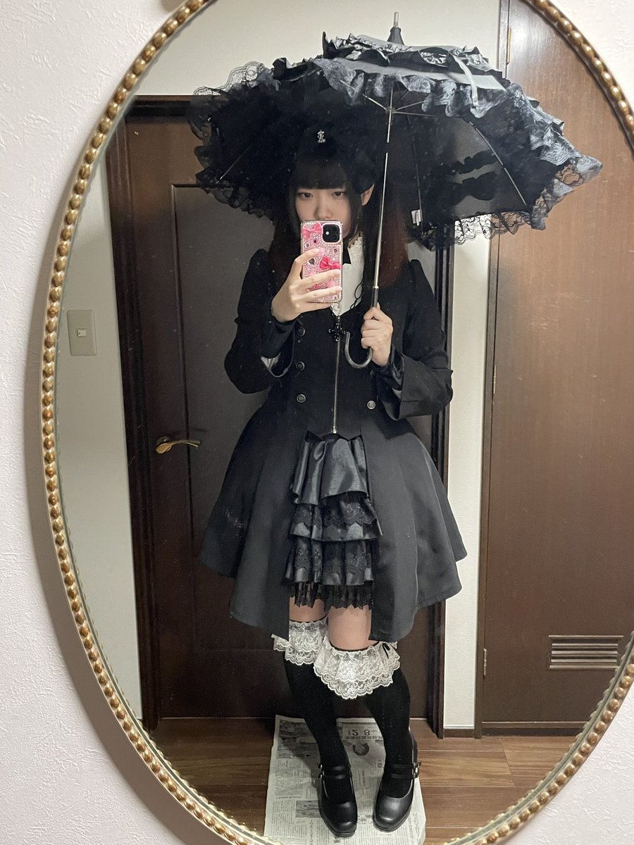 なめ子 tweet media