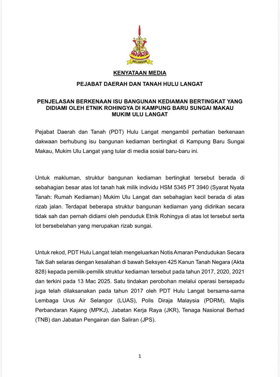 AmirudinShari's tweet photo. Berikut merupakan kenyataan media yang dikeluarkan oleh Pejabat Daerah dan Tanah Hulu Langat berhubung isu bangunan penempatan Rohingya di Kampung Baru Sungai Makau, Mukim Ulu Langat yang tular di media sosial baru-baru ini. 

Untuk makluman, tindakan dan penguatkuasaan terhadap struktur yang dibina tanpa kebenaran di kawasan tersebut bukanlah perkara baharu. Pelbagai tindakan telah diambil oleh agensi kerajaan sejak tahun 2016 termasuk pengeluaran notis amaran, kompaun, operasi bersepadu, siasatan serta tindakan penguatkuasaan oleh PDT Hulu Langat, MPKj, LUAS, PDRM, Jabatan Imigresen Malaysia serta perobohan. 

Kerajaan Negeri menegaskan akan terus memantau keadaan semasa dan mengambil tindakan sewajarnya berlandaskan undang-undang sedia ada. 

Orang ramai disaran merujuk kepada fakta serta kenyataan rasmi pihak berkuasa dan tidak terpengaruh dengan maklumat yang tidak tepat atau mengelirukan di media sosial.