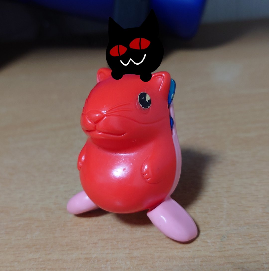 fudgebitter's tweet photo. ひと昔前のゲームのタイトル画面で放置していると始まるデモ画面の中には攻略のヒントが隠れていたりする。私は星のカービィ3の説明書に記載はなく、また攻略本もなしにリックの壁登りできるという特技をデモ画面から発見し、その知識は64版でもコピー能力でリックに化けて壁登りをする場面で役立った https://t.co/iLQtrNBKl9