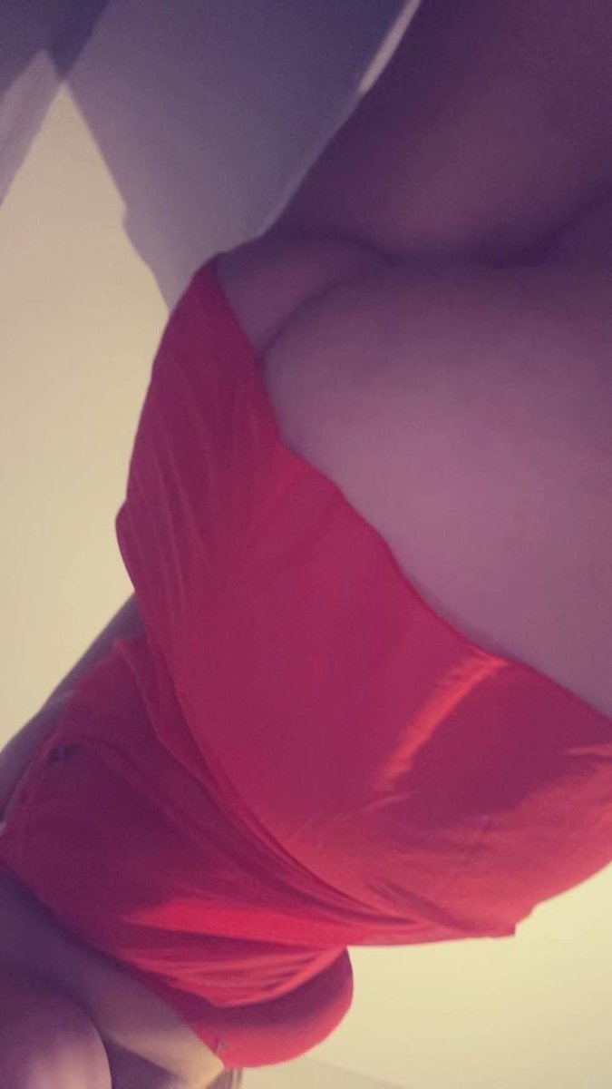 Chlo Secret tweet media