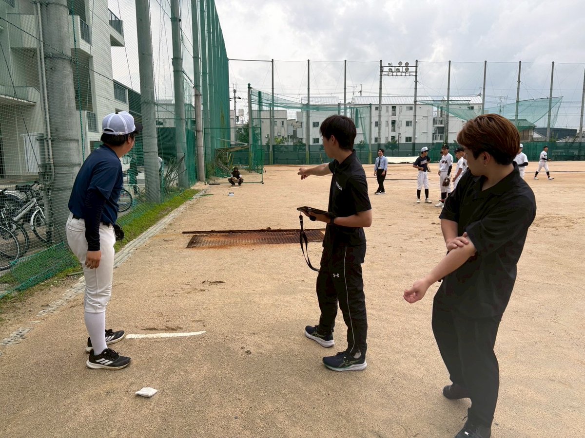 humanoosaka's tweet photo. ⚾️ラプソード計測を実施！⚾️

球速や回転数、変化量などをラプソードで計測📊
普段なかなか知ることのできない自分の投球データを知ることができる貴重な機会に！

今回の計測が、今後のレベルアップにつながる有意義な時間になっていれば嬉しいです😊⚾️ https://t.co/aqWJzsgUnt