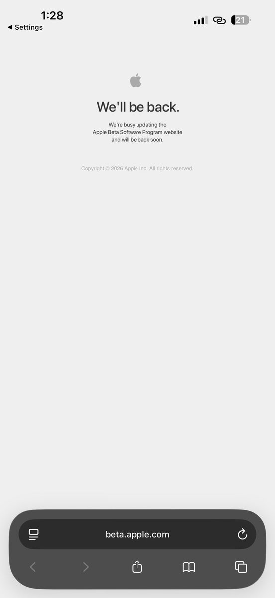 karand578's tweet photo. #apple #applesoftware #ios27 #ios why? https://t.co/zoJ8GT4dDW