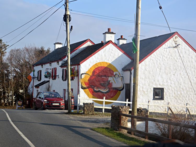 welovedonegal's tweet photo. Yesterday's #WhereInDonegal 
from #WeLoveDonegal 💚💛

Was of An Mullach Dubh / #Mullaghduff in The Rosses. 

#Donegal .

#Ireland . https://t.co/lIPPiKB4iP