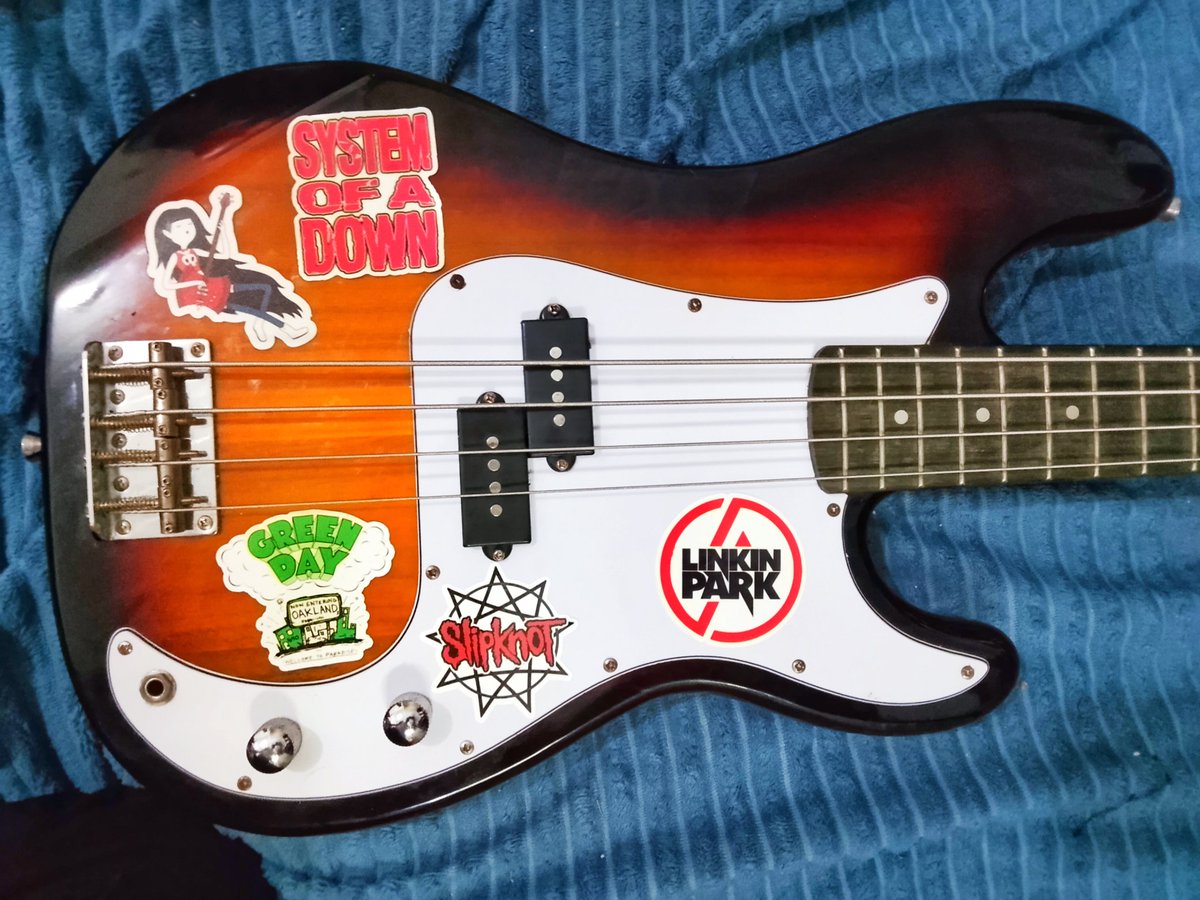 Flegost's tweet photo. Oh my god my bass is finally back after one month and I can finally use my stickers for good use. https://t.co/26m0RgEIyX