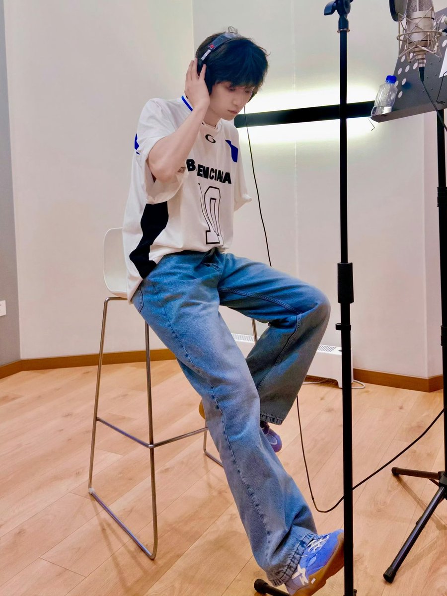 iampk_z's tweet photo. [260610] ZiYu Studio Weibo Update

Unlocking a daily Plog from @我是梓渝_ 🤲🏻🎤 #SpeedyLittleFish 

#ZiYu #梓渝 https://t.co/Xeep3rbP3u