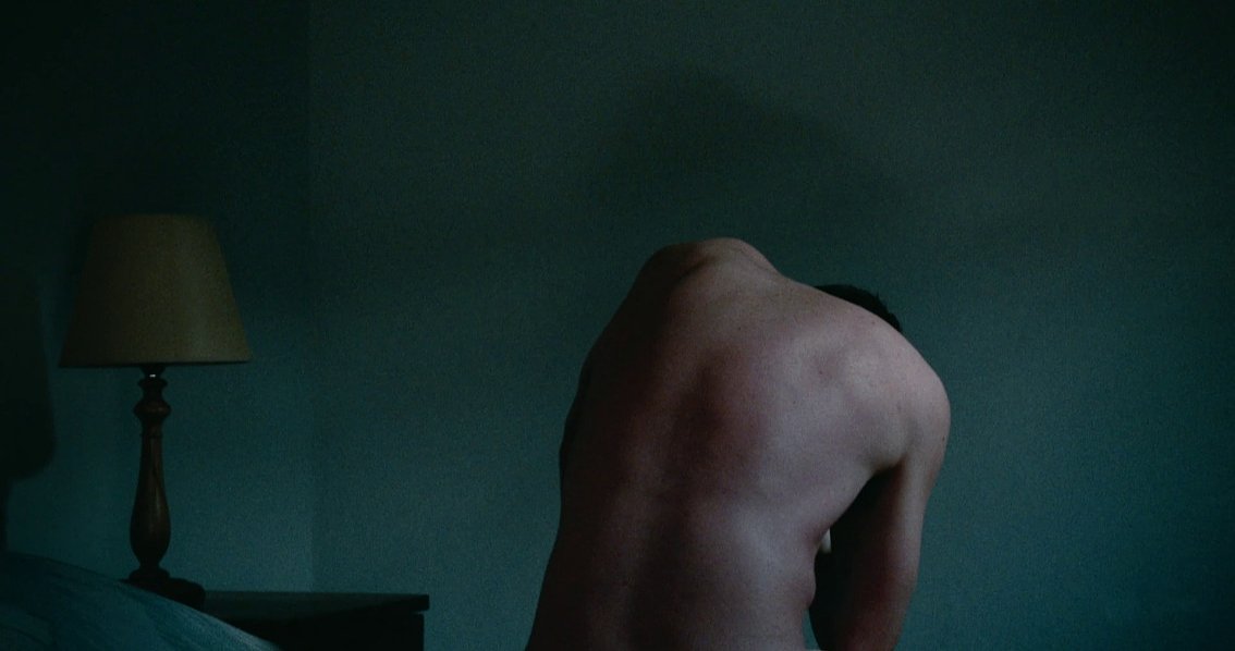 screenscaps's tweet photo. aftersun (2022) dir. charlotte wells https://t.co/IEUFWLKK4v