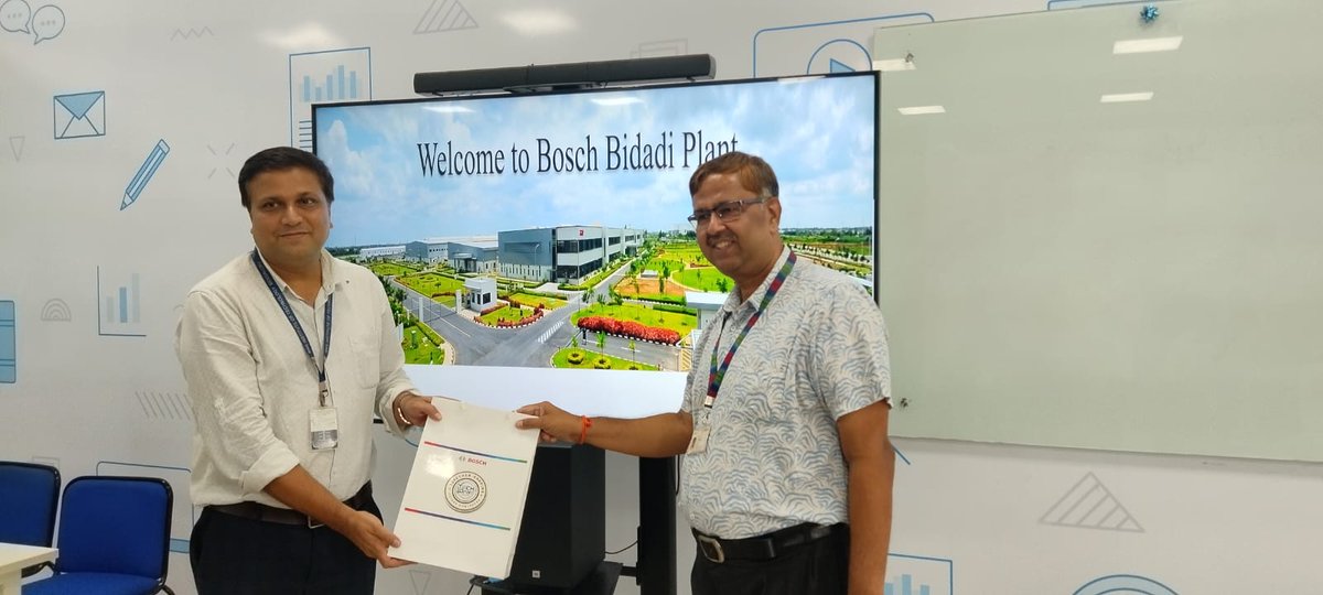 rnsit_mech's tweet photo. 🏭 Students of the Department of Mechanical Engineering, RNSIT, visited Bosch BidP1 for an industrial visit.
15 Students 1 Faculty Coordinator Facilitator: Dr. Mukesh Patil
Students gained exposure to automation, quality systems, advanced manufacturing, and Industry 4.0 practices https://t.co/q3dwdzHkBD
