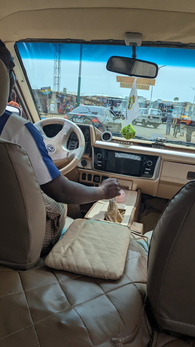 IamSocialMallam's tweet photo. Have you seen a clean bus like this one.
Only in Jos https://t.co/zEzDo62kH4