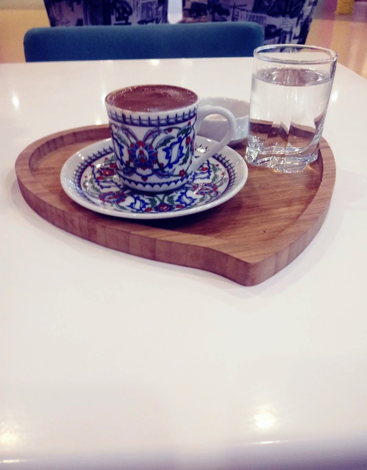 Filiz33011893's tweet photo. Coffee time ☕🥰 
Kahve tutkumuz ektedir ☕😅 https://t.co/ObQgWopX2V