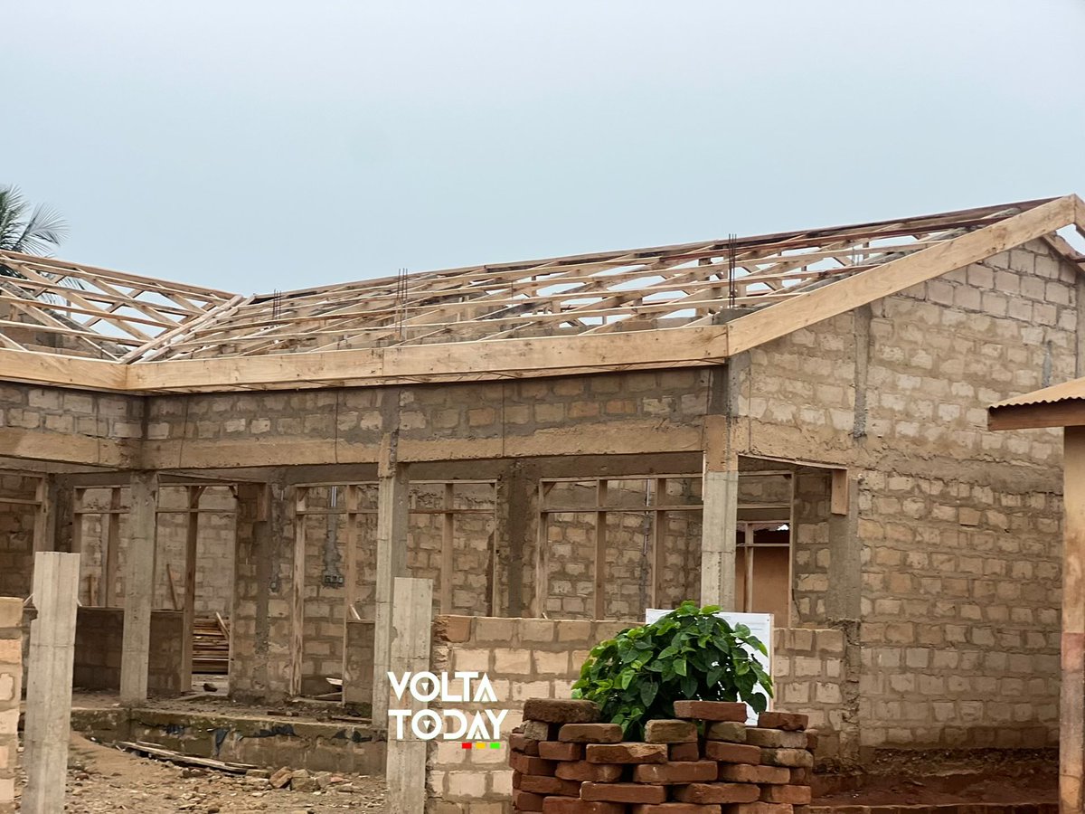 theharrylord's tweet photo. Dzodze Fiagbedu RC Basic School KG Block Nears Completion

Educational infrastructure in the Ketu North Municipality is receiving a significant boost following the rapid progress of a new kindergarten project at Dzodze Fiagbedu RC Basic School. 

The initiative officially kicked off on Wednesday, January 14, 2026, with a sod-cutting ceremony led by Eric Edem Agbana (MP for Ketu North), James Gunu (Volta Regional Minister), and Rev. Martin Amenaki (Ketu North MCE).

Designed to enhance early childhood education, the project features a modern 2-unit KG classroom block equipped with ancillary facilities. A recent routine inspection by The Volta Today team this June revealed that construction is moving ahead of schedule. 

This rapid development stands as a testament to the local leadership's commitment to delivering quality learning spaces. Once completed, the facility is expected to drastically improve teaching and learning conditions, bringing much-needed relief and optimism to pupils, parents, and teachers alike.

Thank you Hon. @edemagbana 

#voltatoday #builttolast
