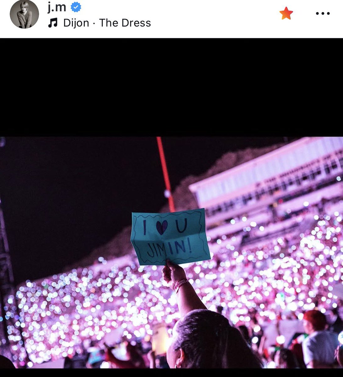 badtwilight_'s tweet photo. I LOVE YOU JIMIN
thank God he knowsa and he saw this! https://t.co/y6byvaTUxg