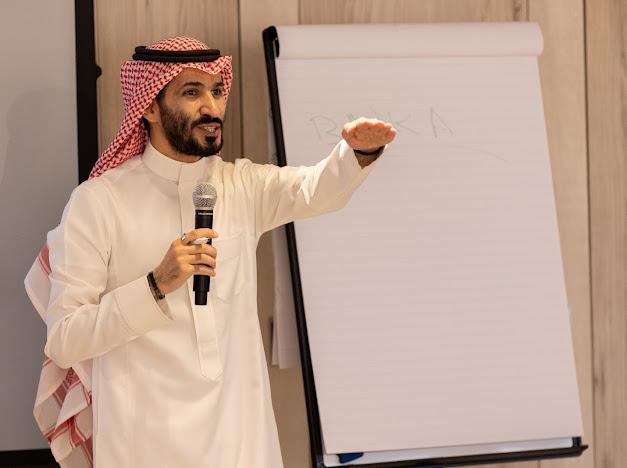 AnnaharNews2022's tweet photo. ثقافة المنظمات: وعي مؤسسي أم برستيج هيكلي؟ 

@AnnaharSaAgency
#صحيفة_النهار_السعودية
https://t.co/G2M6ihSBRm https://t.co/OAT2D5PYkl