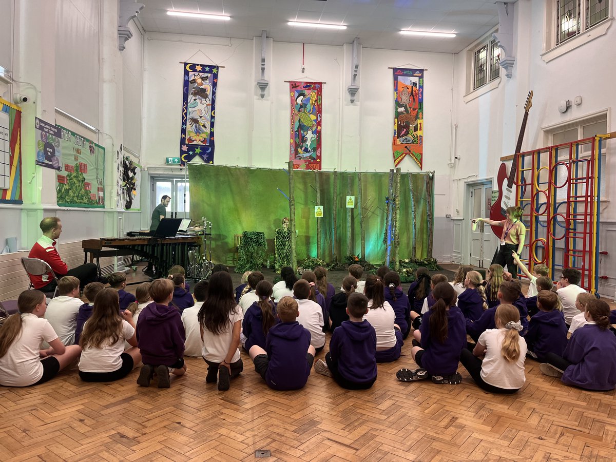 CSC_PLSupport's tweet photo. Roedd yn bleser cael bod yn bresennol ym mherfformiad cyntaf 'The Vanishing Forest' gan Opera Cenedlaethol Cymru heddiw. Diolch yn fawr i Ysgol Gymraeg Sant Curig am fod yn gynulleidfa mor wych. https://t.co/x7YaQGLaDP