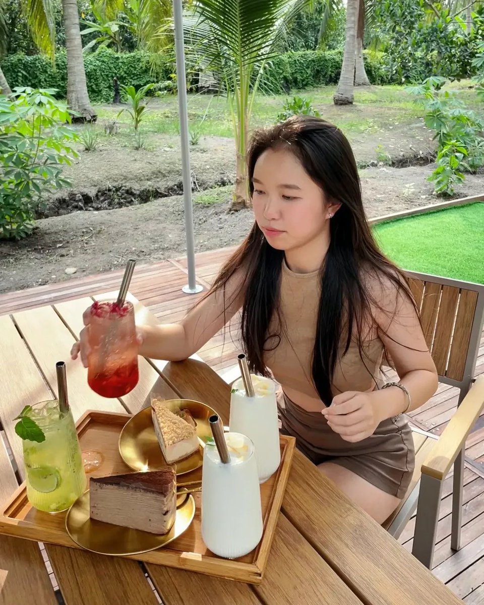 LeongZher's tweet photo. 🍰✨ https://t.co/JRYugSwOxk