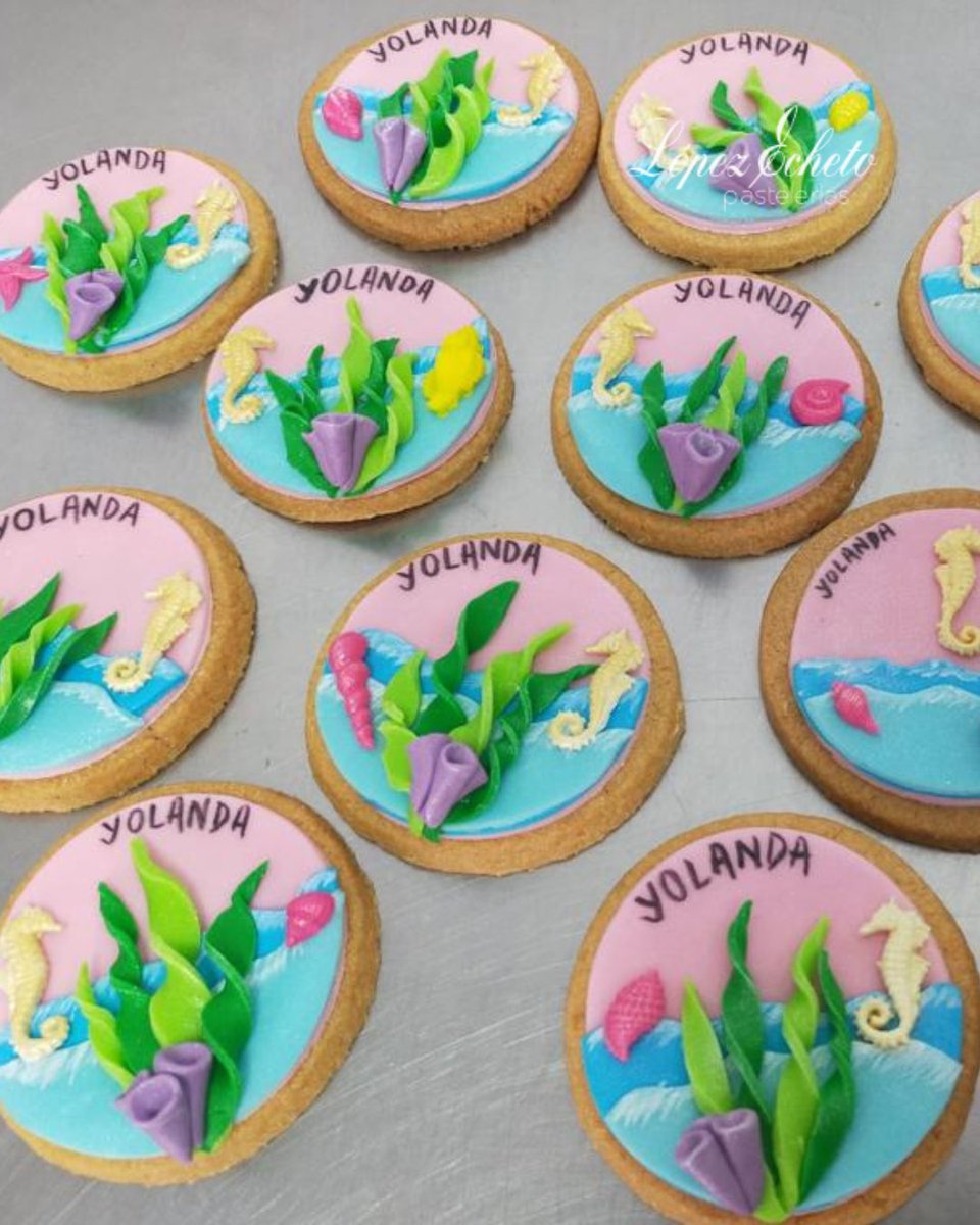 LopezEcheto's tweet photo. Nuestras galletas personalizadas: ¡el detalle perfecto para todo tipo de celebraciones!

➡️ Encargos a través del teléfono 📲 922 250 629, el email 📩 encargos@lopezecheto.com o el formulario web en 💻 https://t.co/sNN9RCMaZ1 https://t.co/EoOG5tZUCZ