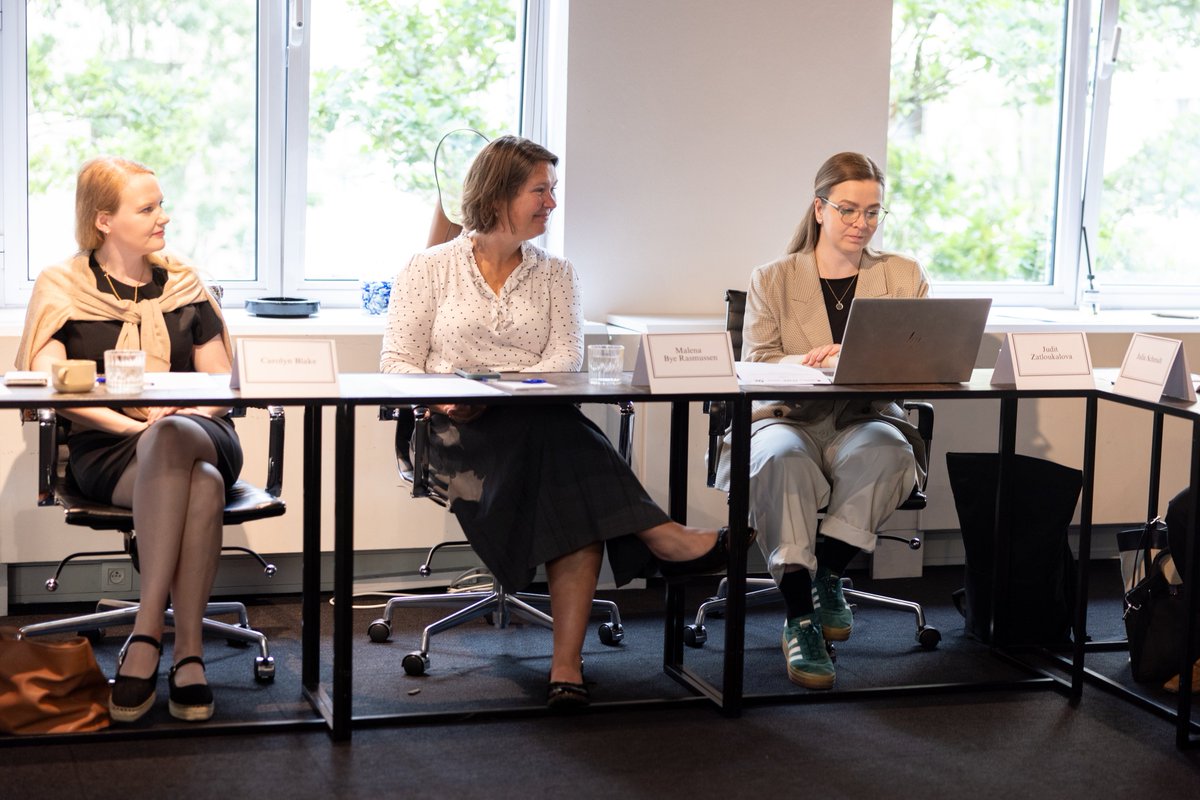 EUJusticeForum's tweet photo. 📢 We recently hosted our roundtable, “𝘊𝘰𝘯𝘴𝘶𝘮𝘦𝘳 𝘗𝘳𝘰𝘵𝘦𝘤𝘵𝘪𝘰𝘯 𝘢𝘯𝘥 𝘗𝘳𝘰𝘥𝘶𝘤𝘵 𝘓𝘪𝘢𝘣𝘪𝘭𝘪𝘵𝘺 𝘊𝘩𝘢𝘭𝘭𝘦𝘯𝘨𝘦𝘴 𝘪𝘯 𝘵𝘩𝘦 𝘌𝘜 – 𝘭𝘦𝘴𝘴𝘰𝘯𝘴 𝘵𝘰 𝘣𝘦 𝘭𝘦𝘢𝘳𝘯𝘵 𝘧𝘳𝘰𝘮 𝘵𝘩𝘦 𝘕𝘰𝘳𝘥𝘪𝘤𝘴” in Brussels at Avenue des Arts 6-9, bringing together policymakers, legal experts, and industry representatives for an important discussion on the future of consumer protection and liability frameworks in Europe.

💡 The conversation focused on the evolving implications of the revised Product Liability Directive and Third-Party Litigation Funding in the context of AI-enabled and software-driven products, and how Europe can balance effective consumer protection with innovation, competitiveness, and legal certainty.

👏 We would like to thank Simon Neill, Chair of the Board of the European Justice Forum, for opening the event, and Malene Dall Sørensen, Senior Consultant at @DanskIndustri, for delivering a keynote address.

👥 Special thanks also to our panelists:
▪️ Amaryllis Verhoeven, Head of Unit GROW/G1 - Responsible Business Conduct, @EU_Commission
▪️ @FredrikErixon, Founding Director, @ECIPE
▪️ @oonajuonala, Senior Legal Advisor, @Elinkeinoelama
▪️ @bmiltovica, Co-Chair, Consumer and Environment Group of @EU_EESC
▪️ Dieter-Michael Grohmann, Special Advisor, @connectsmes

🎤 The discussion was moderated by Agata Boutanos, CEO of the European Justice Forum.

🌍 The exchange provided valuable Nordic perspectives from Sweden, Denmark, and Finland on developing proportionate and innovation-friendly legal frameworks for emerging technologies while maintaining strong consumer safeguards.

🔗 Read our press release for more insights from the discussion 👇https://t.co/ub4Yqe9IG7