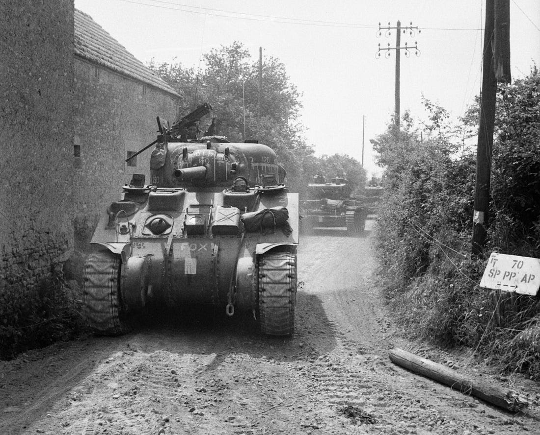 Terciosdelsol's tweet photo. Normandie 1944 : Tilly-sur-Seulles (1re partie)
https://t.co/rrxdN1fYmh
Pour soutenir mon travail d'historien, abonnez-vous à mon Substack (8€/mois), c'est essentiel pour moi ! #ww2 #militaryhistory #DDay #normandy44 https://t.co/PoAh6zMv8i