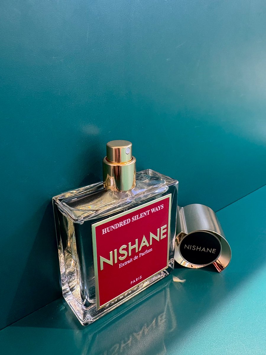 Nishane｜ハンドレッド サイレント ウェイズ 瑞々しいピーチから、高貴
